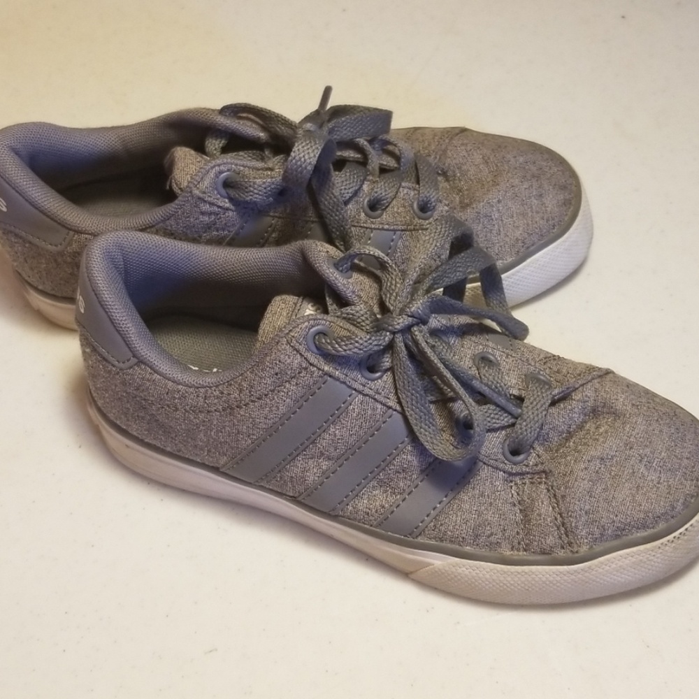 OPEN TO ALL OFFERS Like new Adidas shoes GIRLS